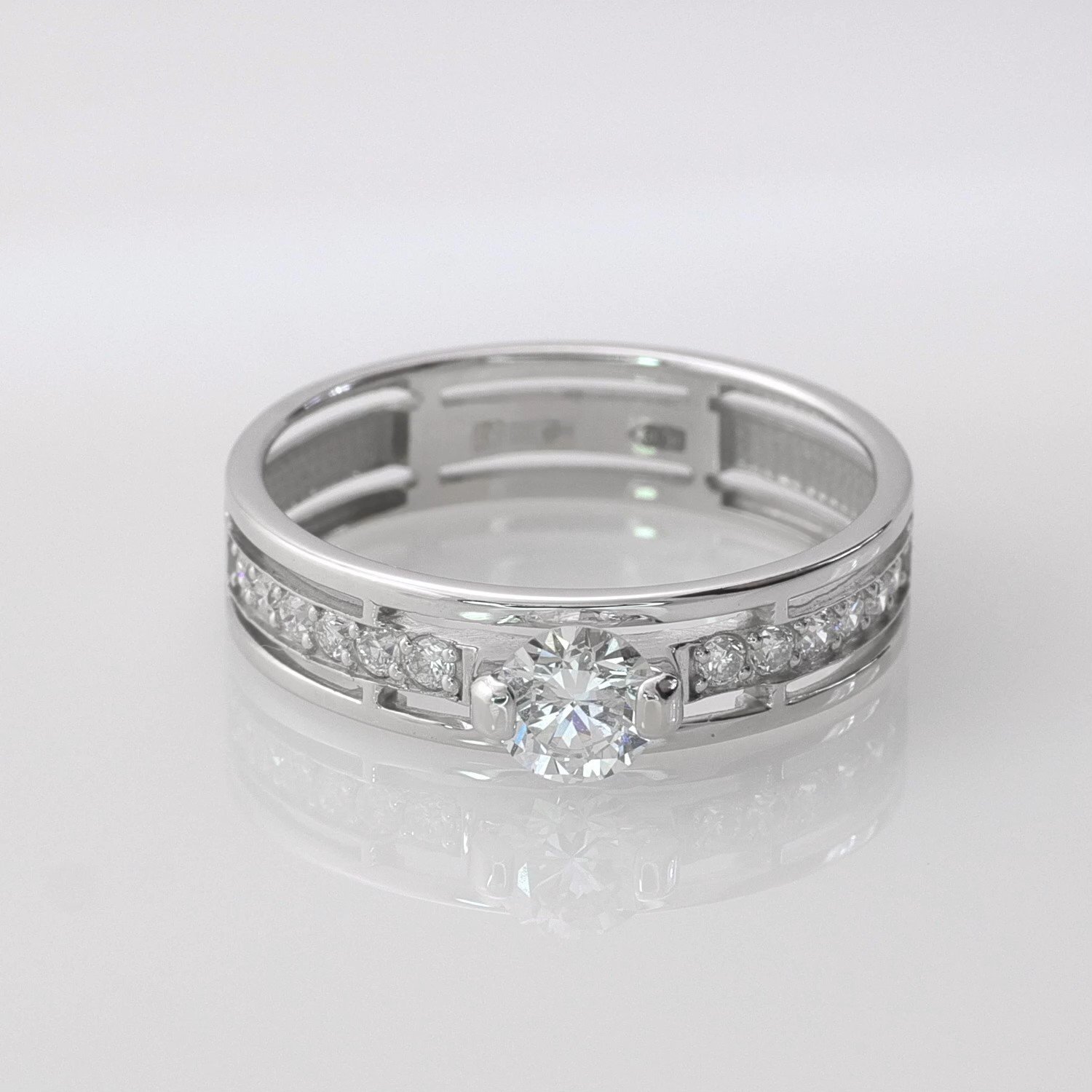 Фото «Золотое кольцо SMART DIAMONDS 0,53 карата»