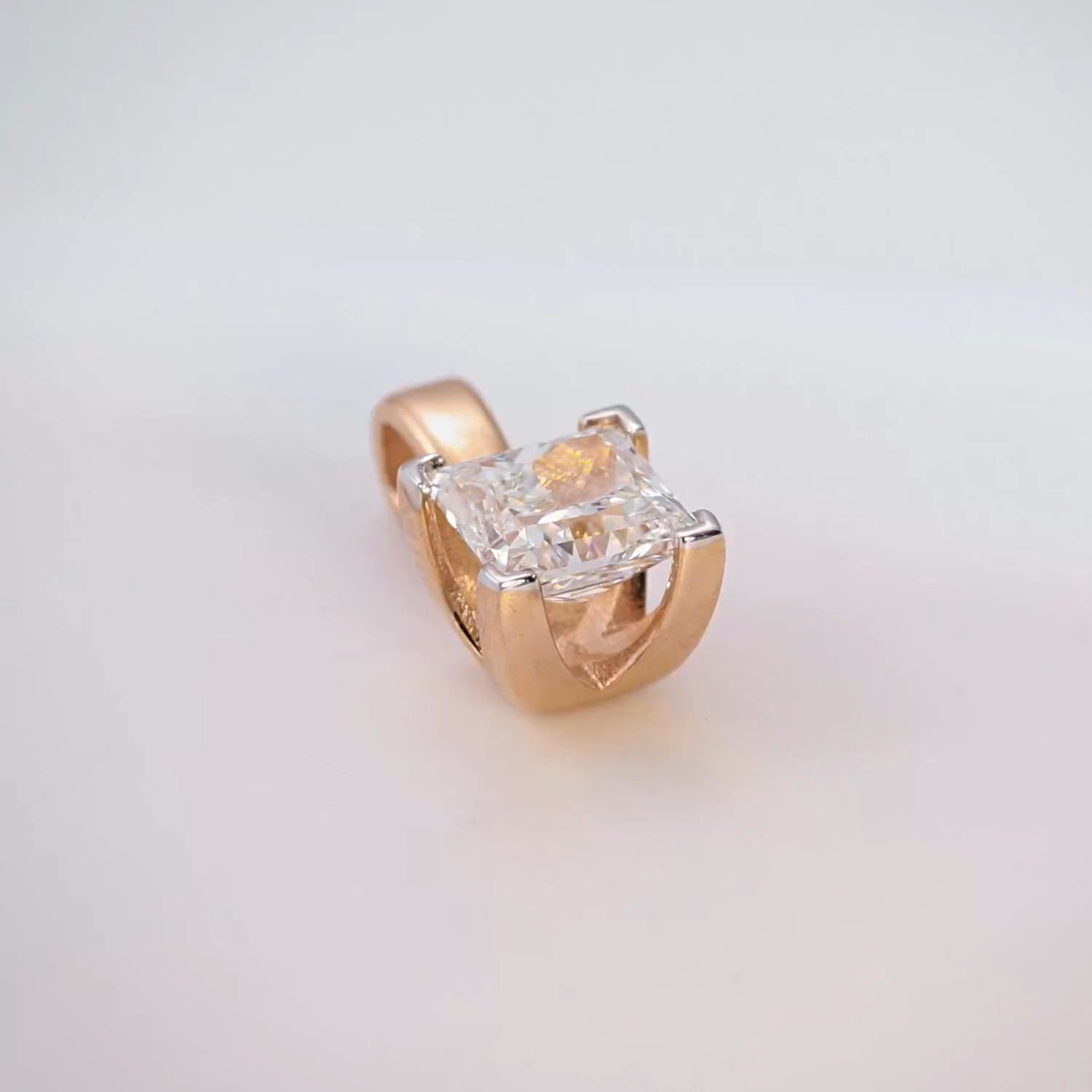 Фото «Золотая подвеска SMART DIAMONDS 0,76 карата»