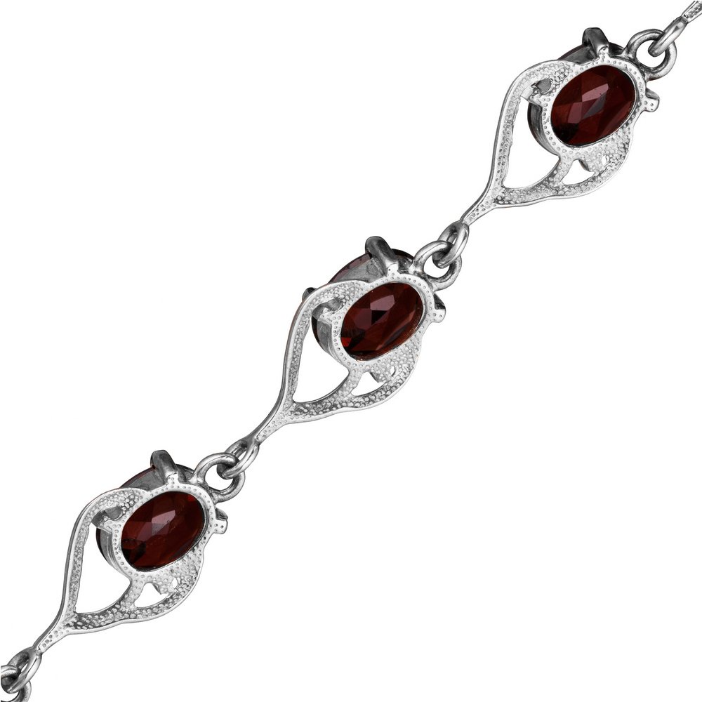 Серебряный браслет с гранатом