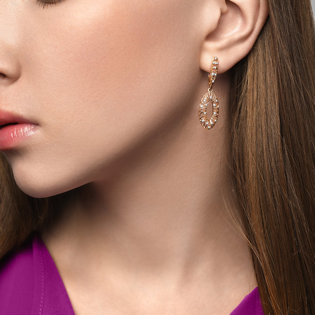 Золотые серьги с бриллиантами