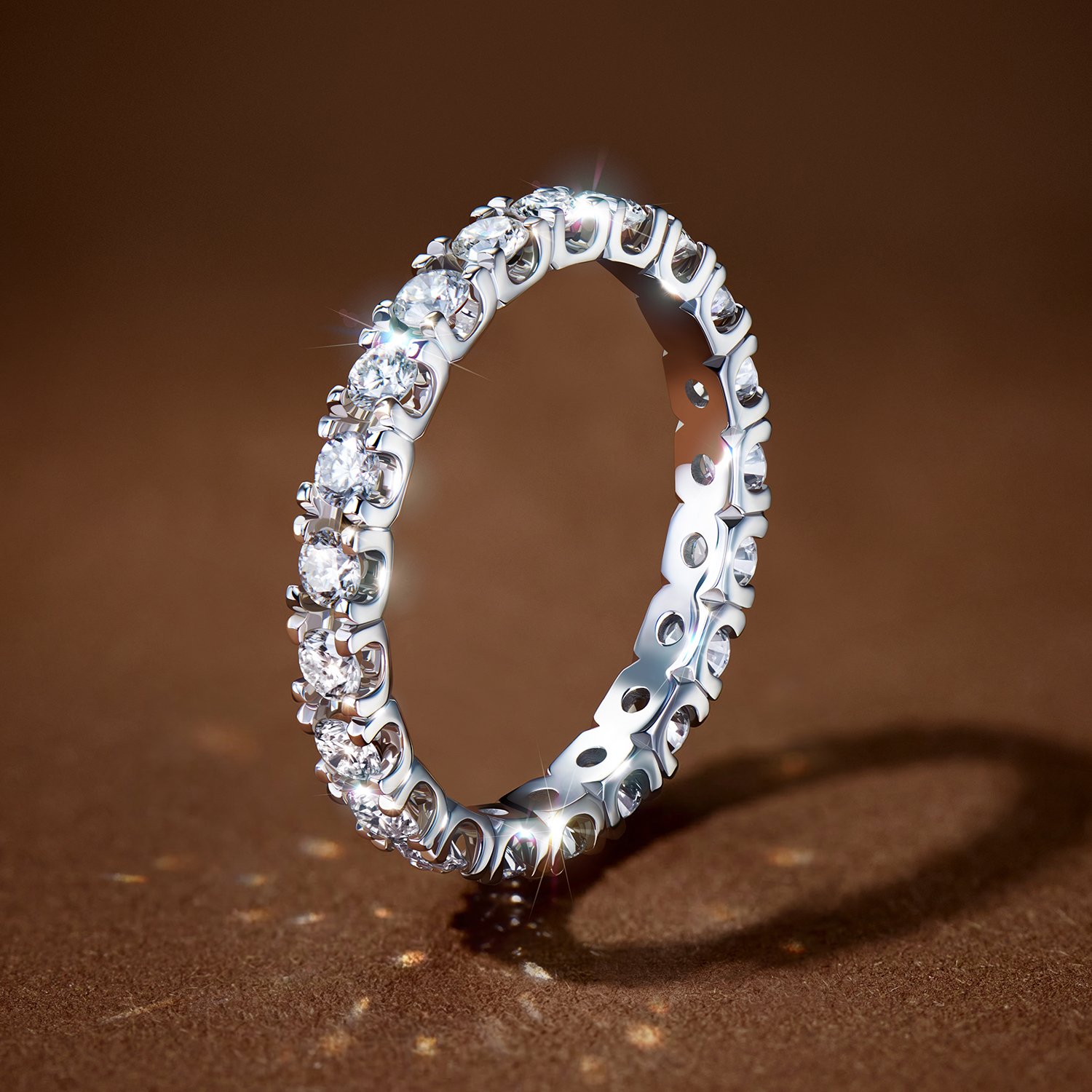 Золотое кольцо с бриллиантами