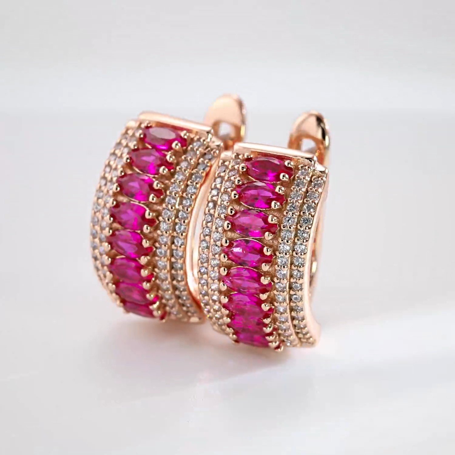 Серебряные серьги с фианитами