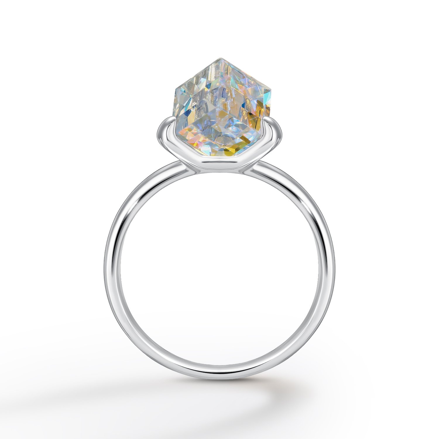 Серебряное кольцо с фианитом