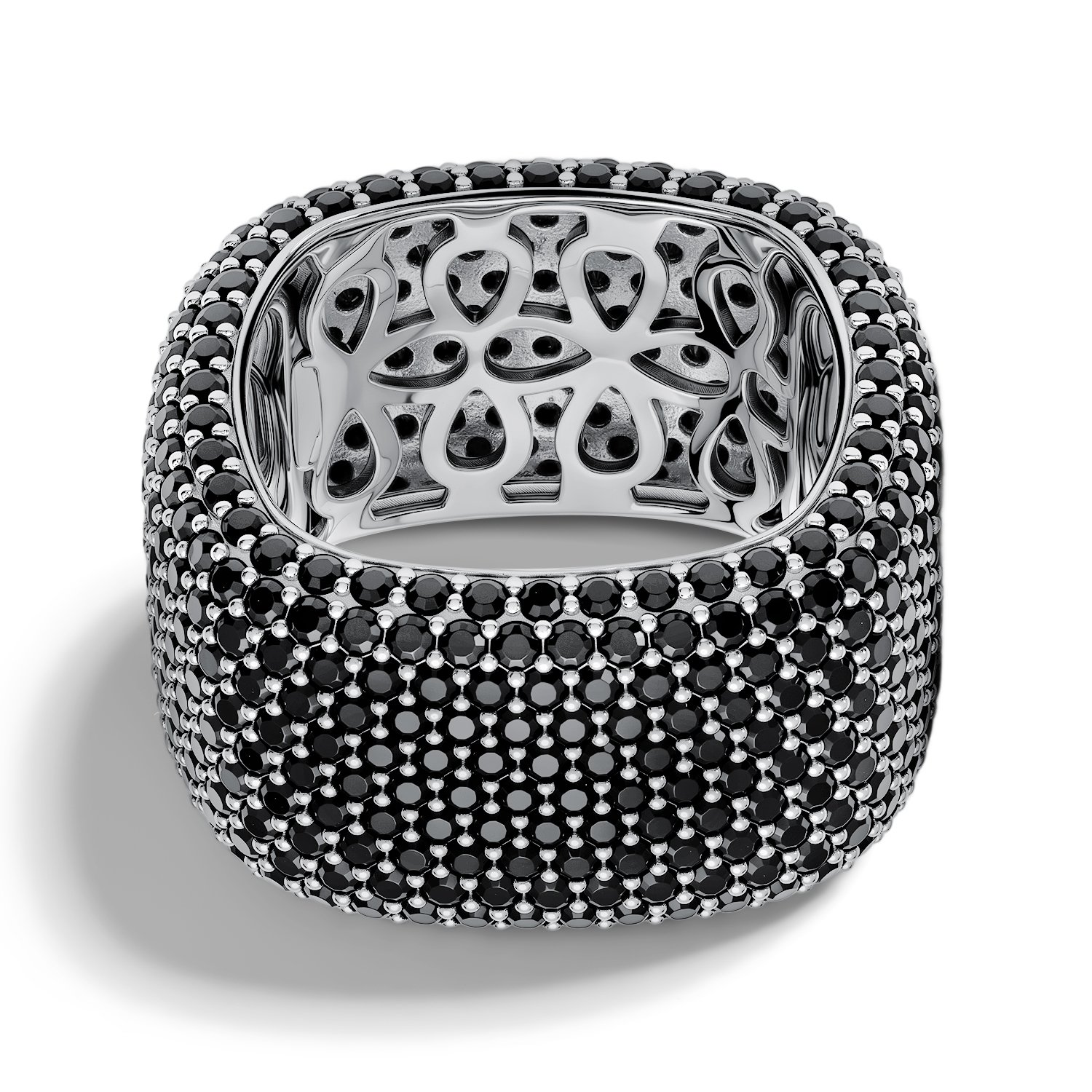 Серебряное кольцо с имитацией шпинели