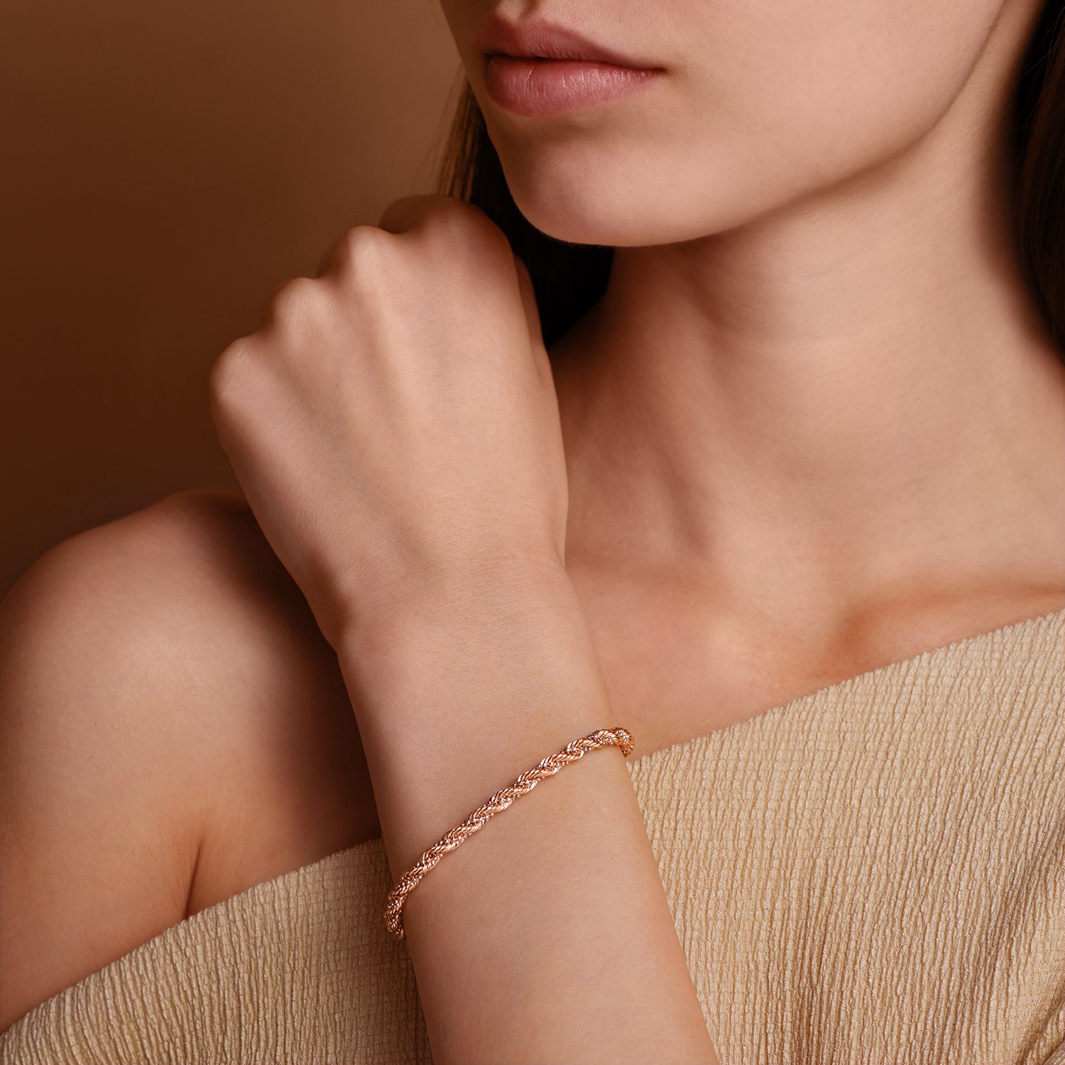 Золотой браслет облегченный