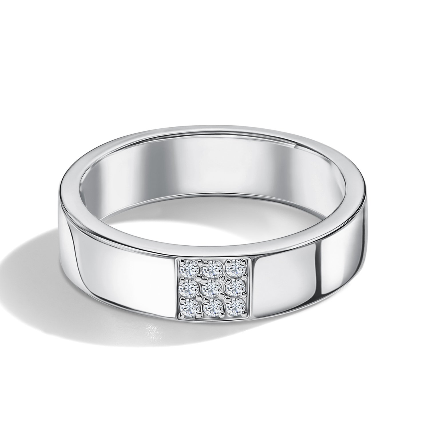 Золотое кольцо с бриллиантами