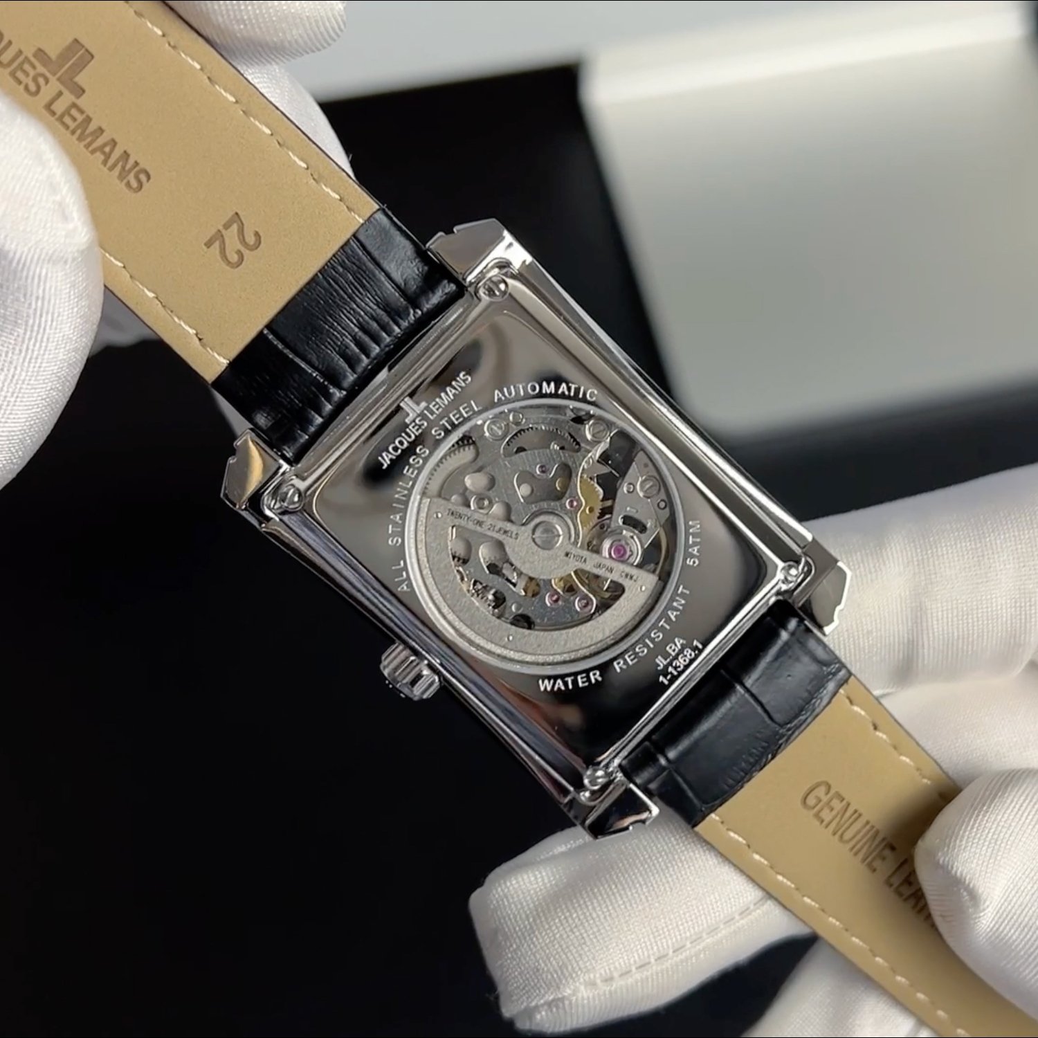 Наручные часы Jacques Lemans Classic 1-1368B