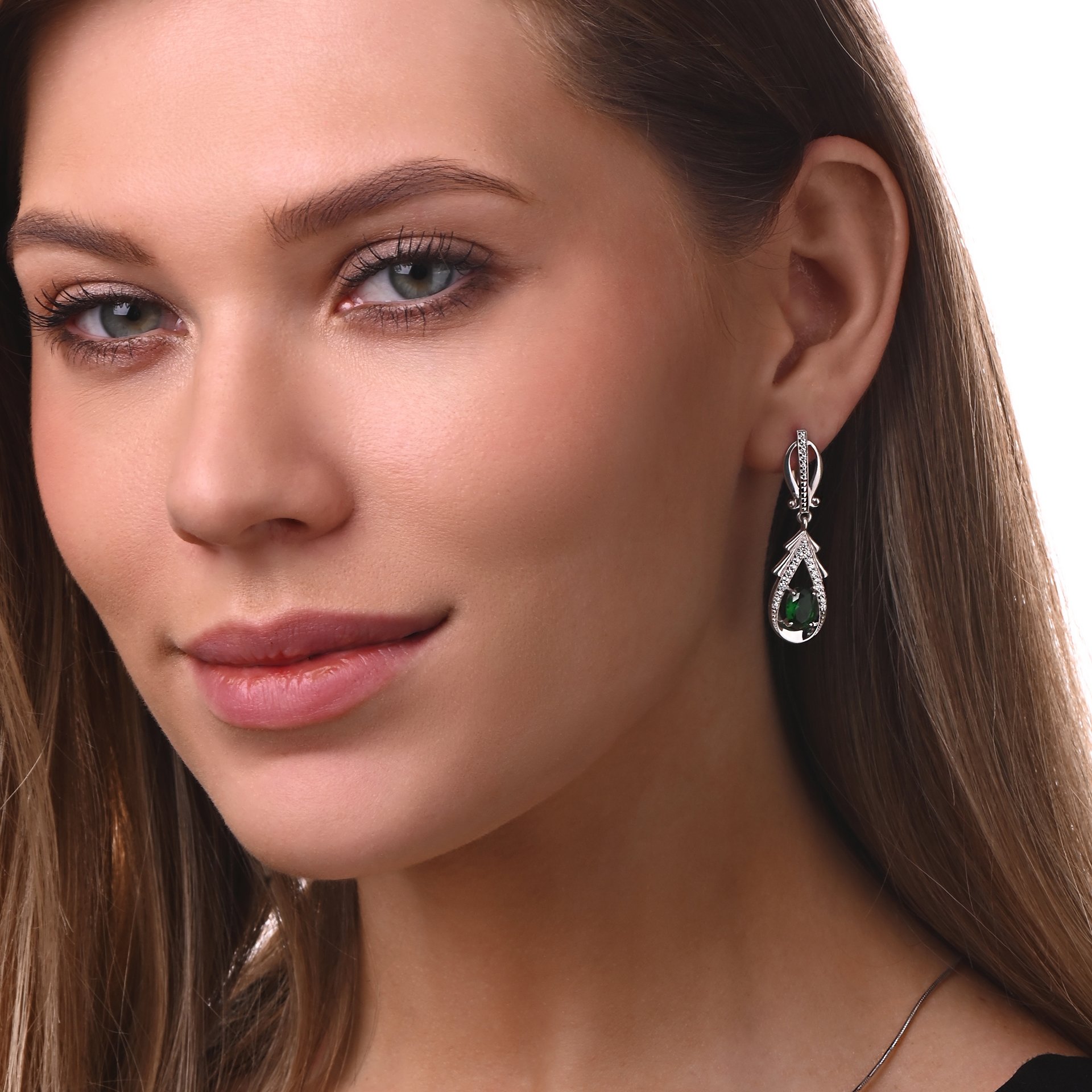 Серебряные серьги с фианитами