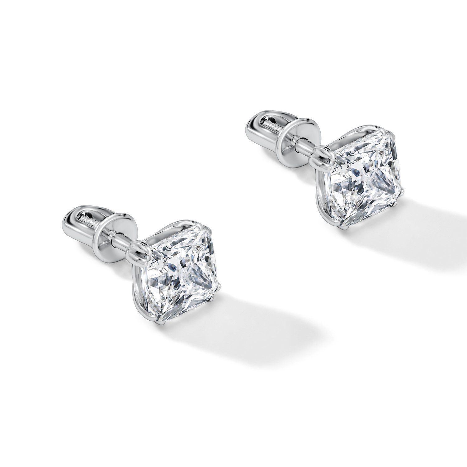 Золотые серьги с бриллиантами выращенными