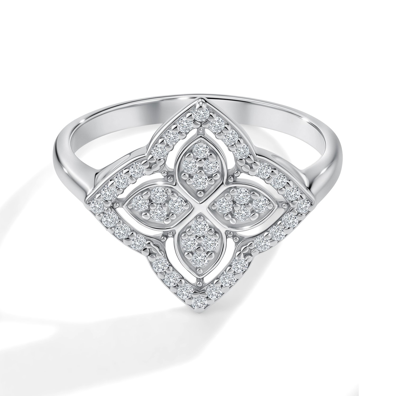 Серебряное кольцо с фианитами
