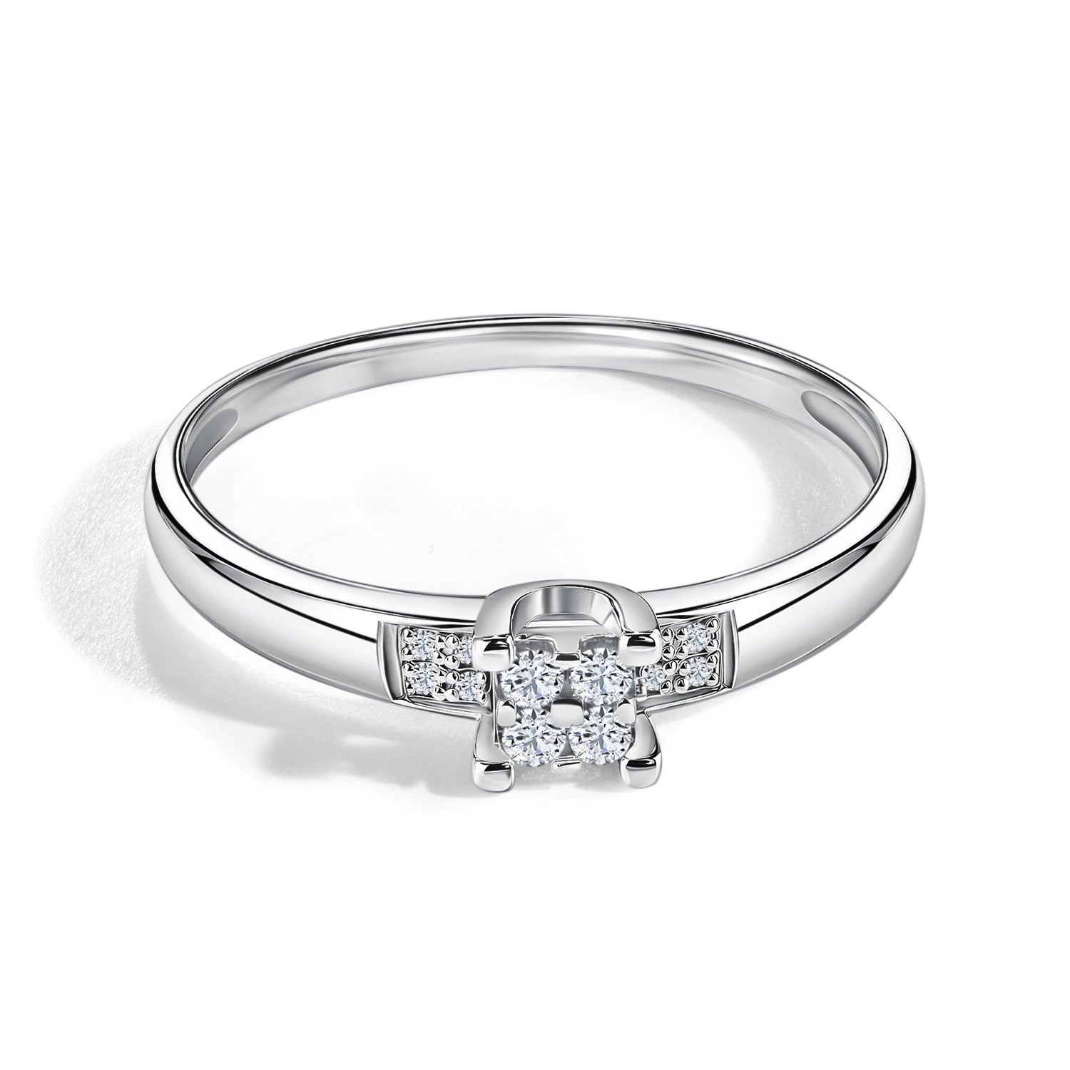 Золотое кольцо с бриллиантами