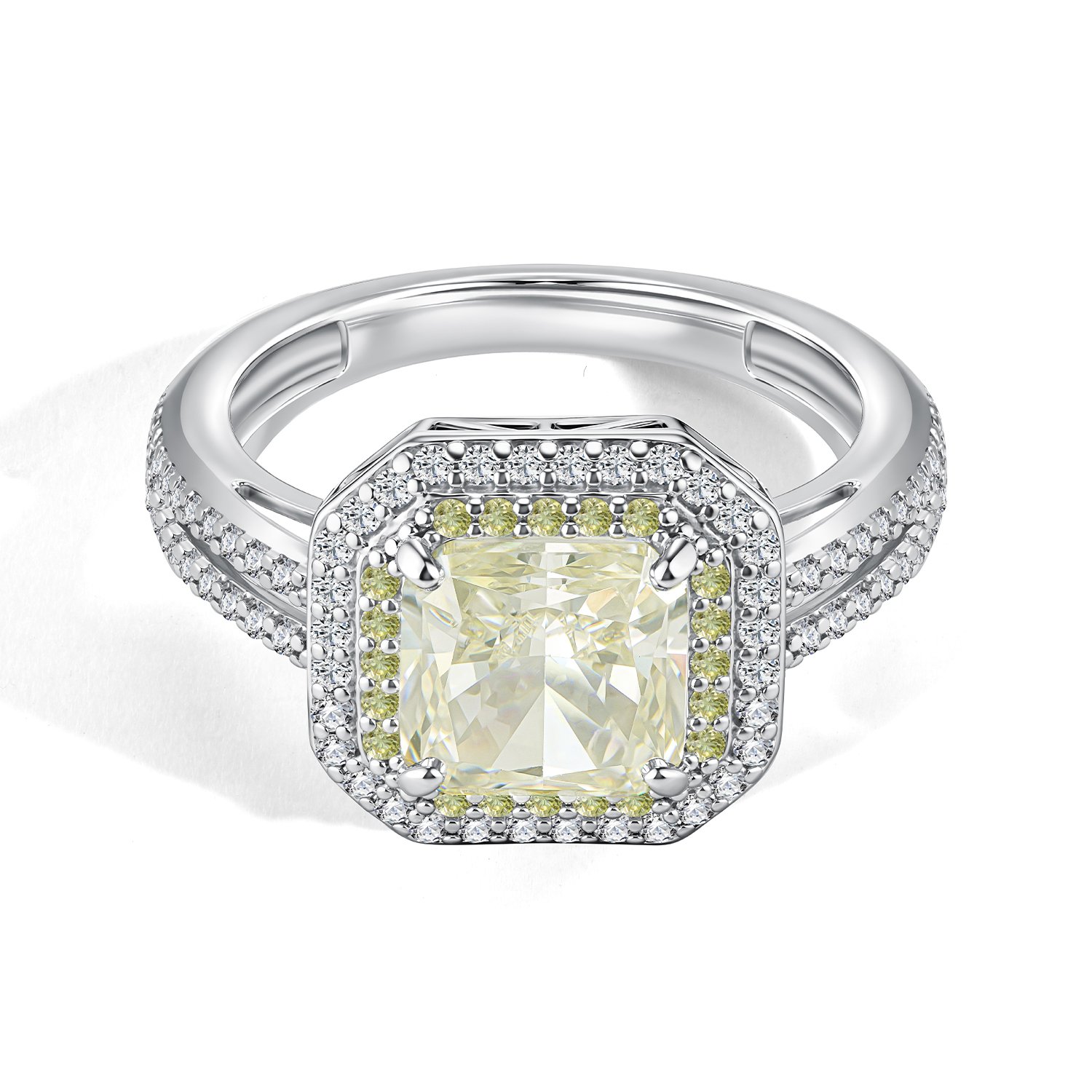 Серебряное кольцо с фианитами