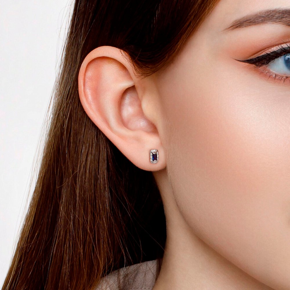 Золотые серьги с сапфирами и бриллиантами