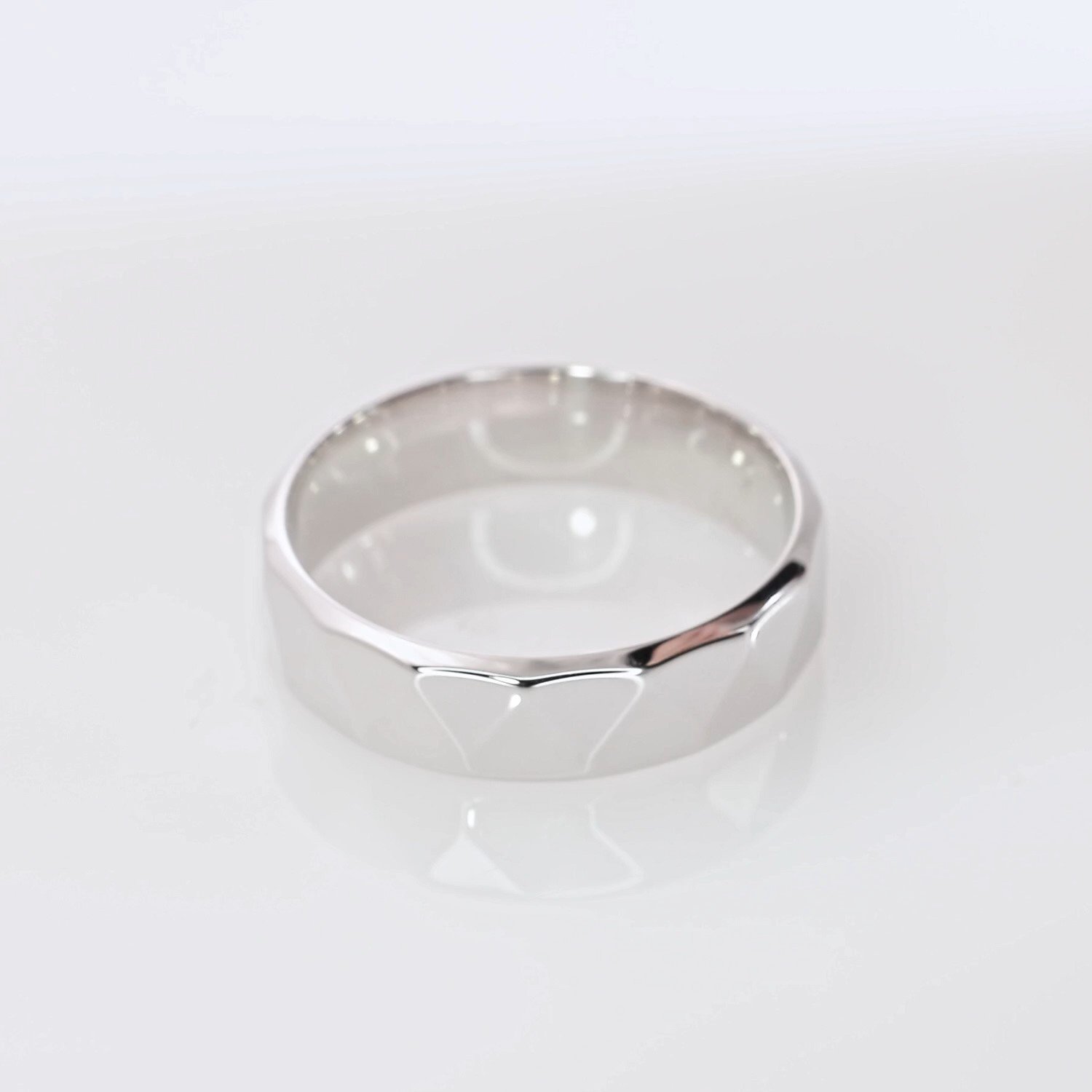 Фото «Серебряное обручальное кольцо Comfort fit»