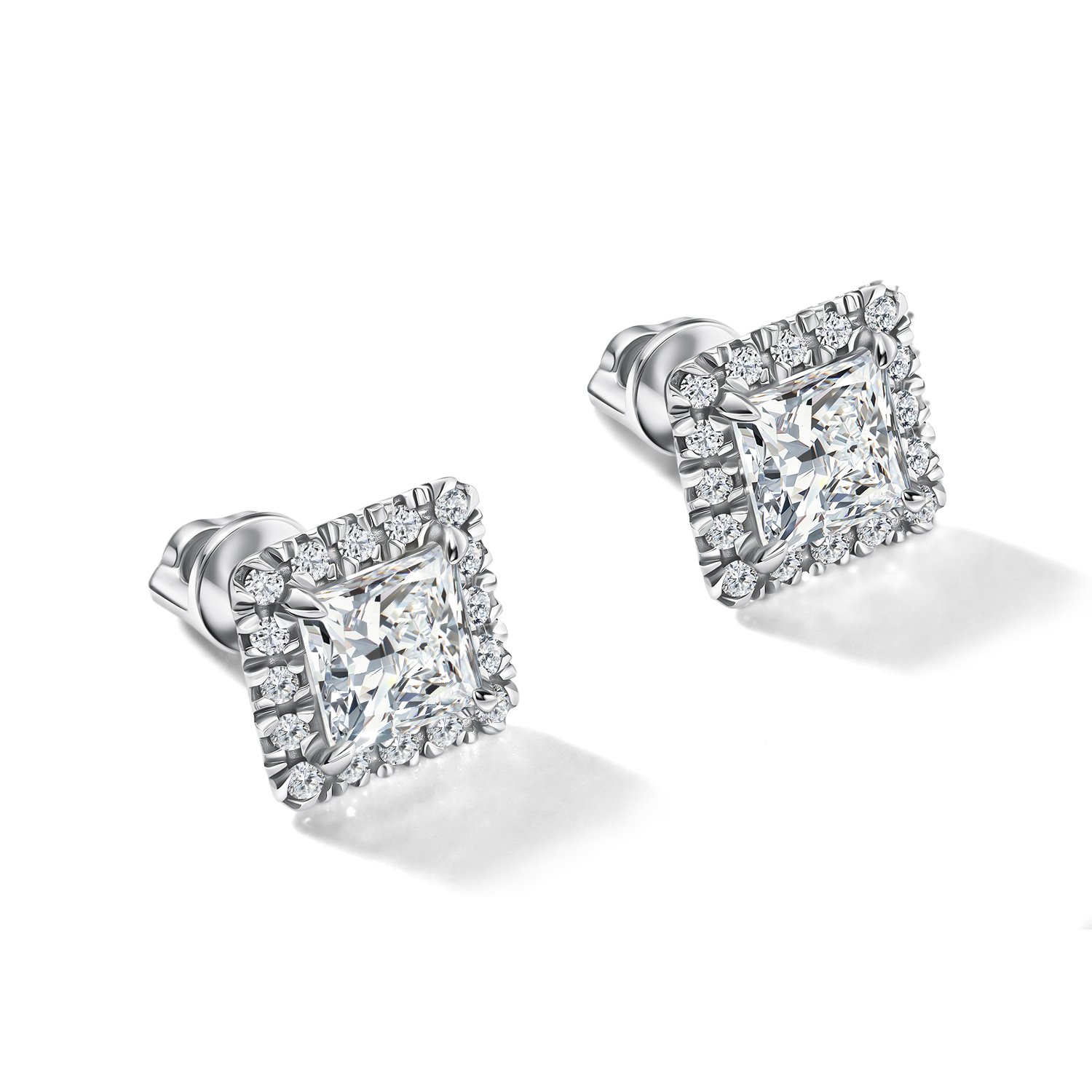 Золотые серьги с бриллиантами выращенными