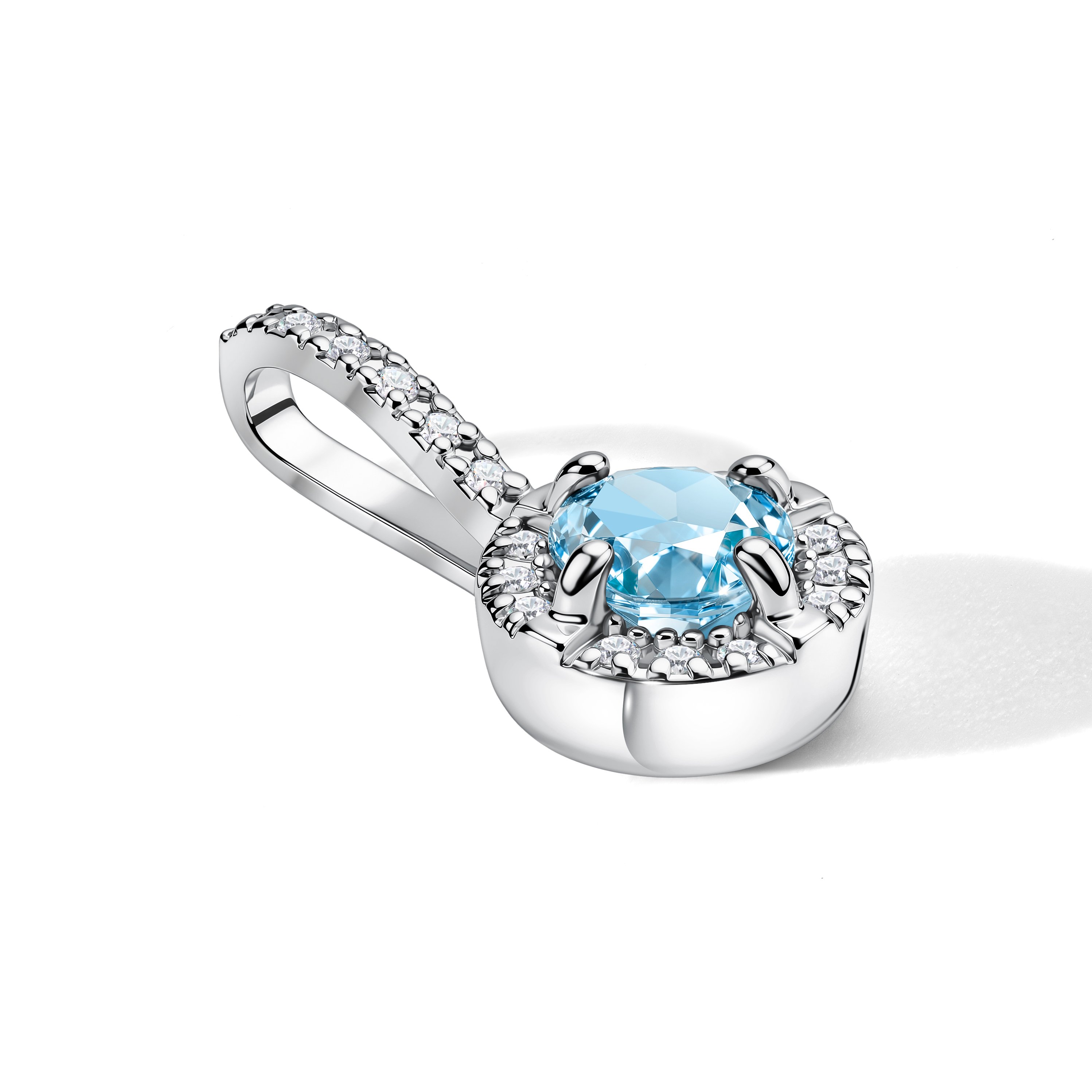 Золотая подвеска с топазом Swiss и бриллиантами