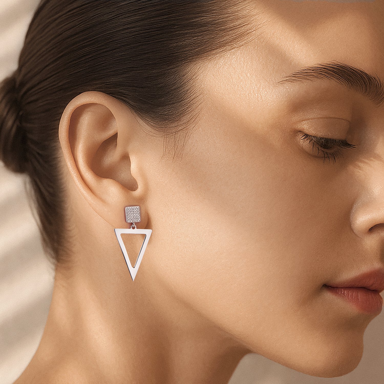 Серебряные серьги с фианитами