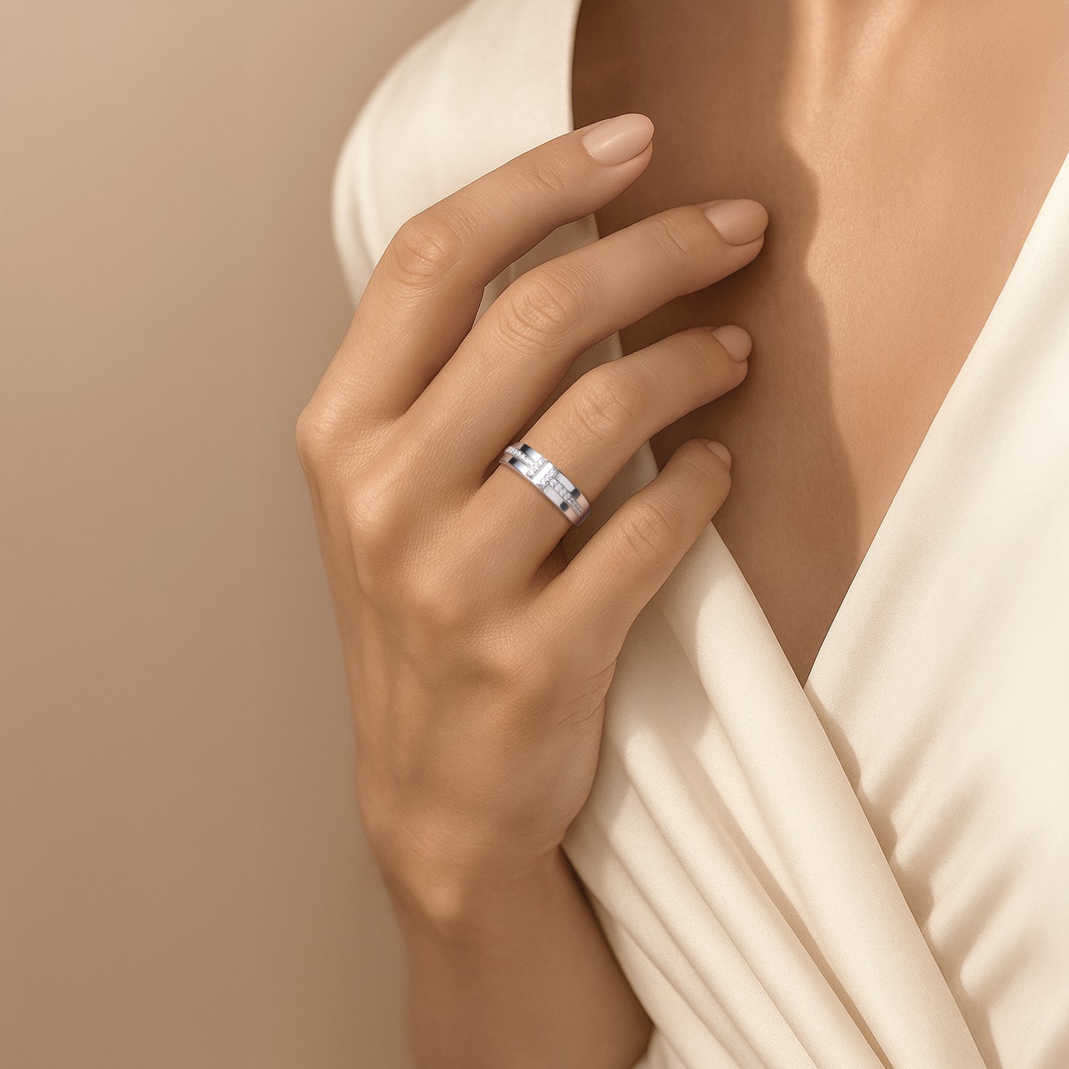 Серебряное кольцо с фианитами