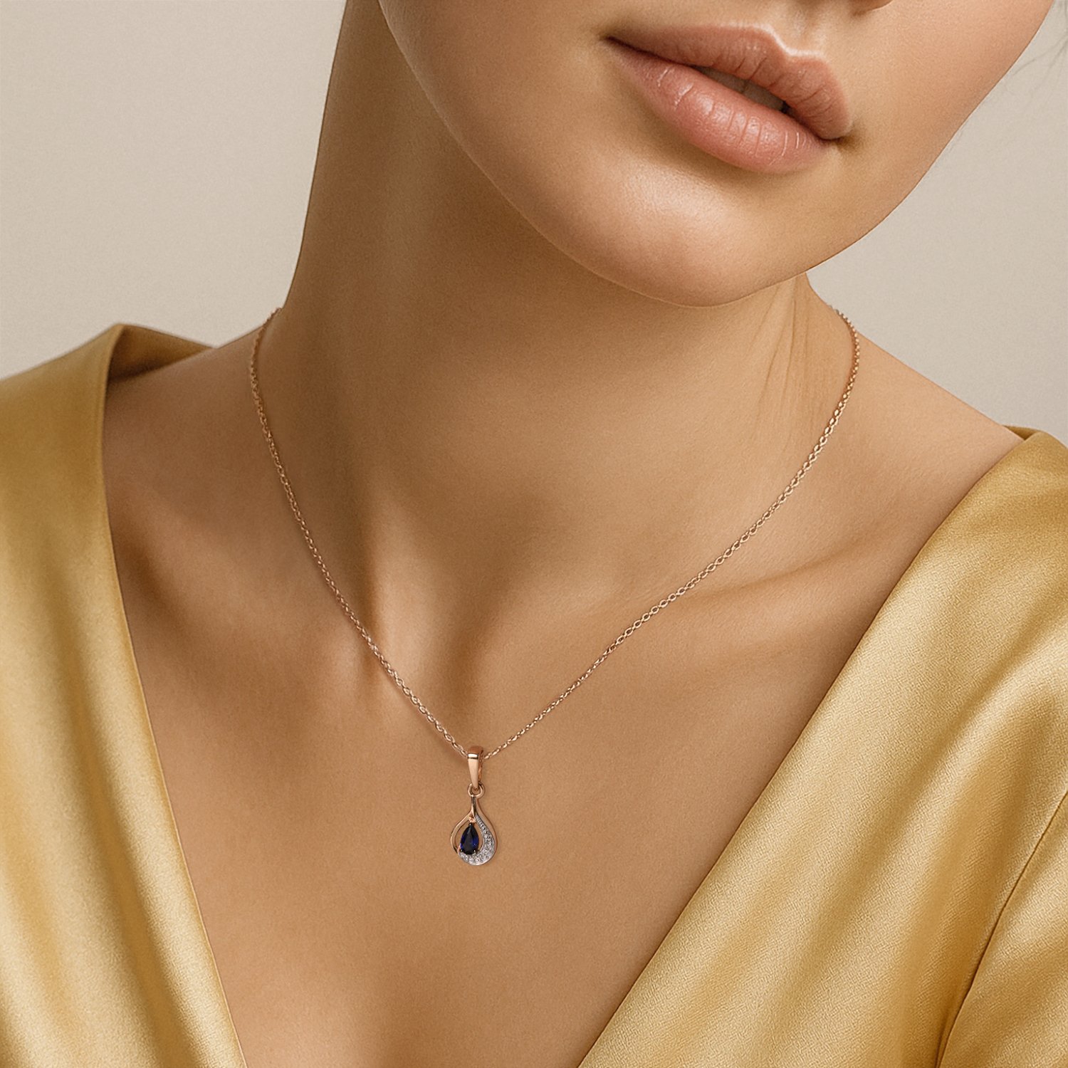 Золотая подвеска с сапфиром выращенным и бриллиантами