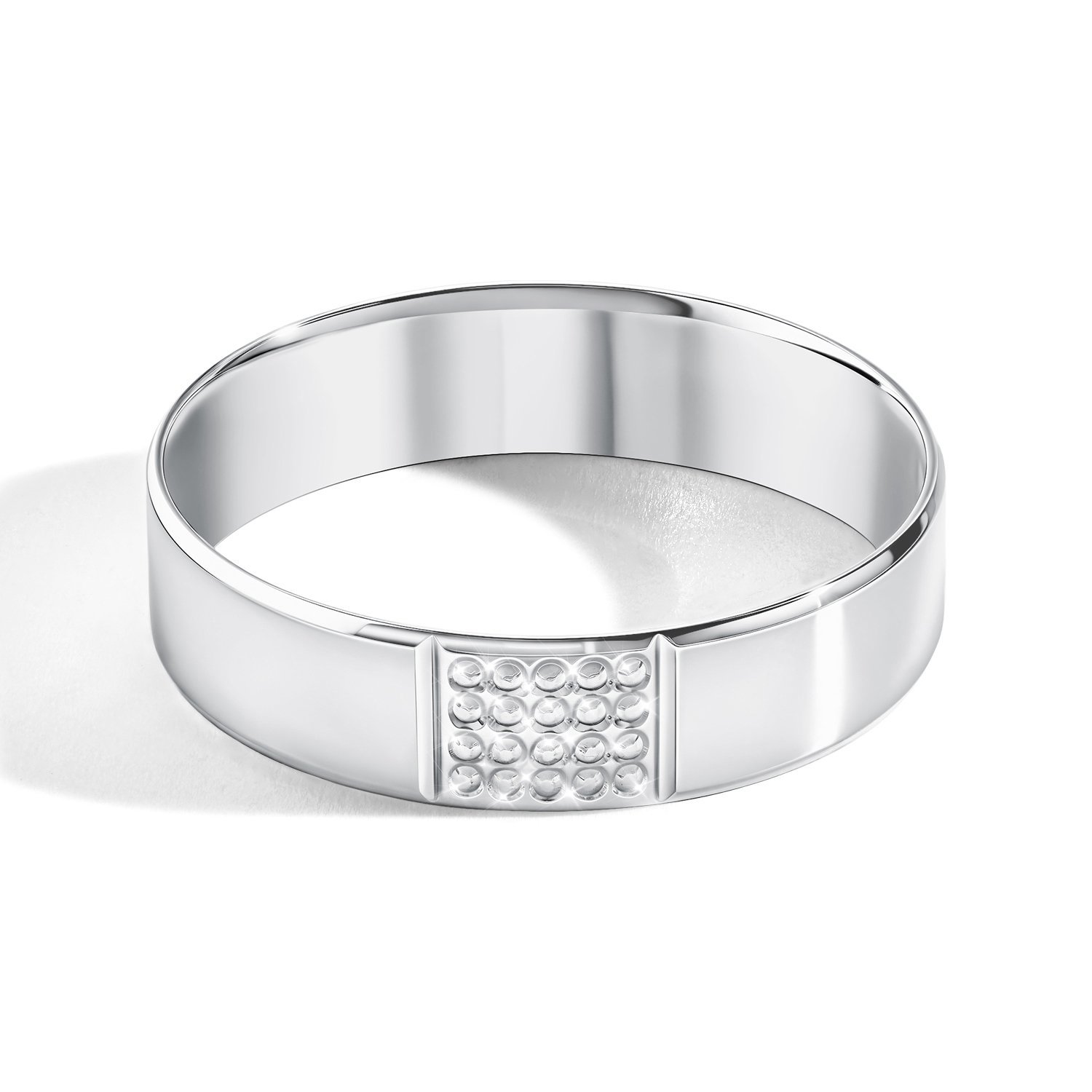 Золотое обручальное кольцо