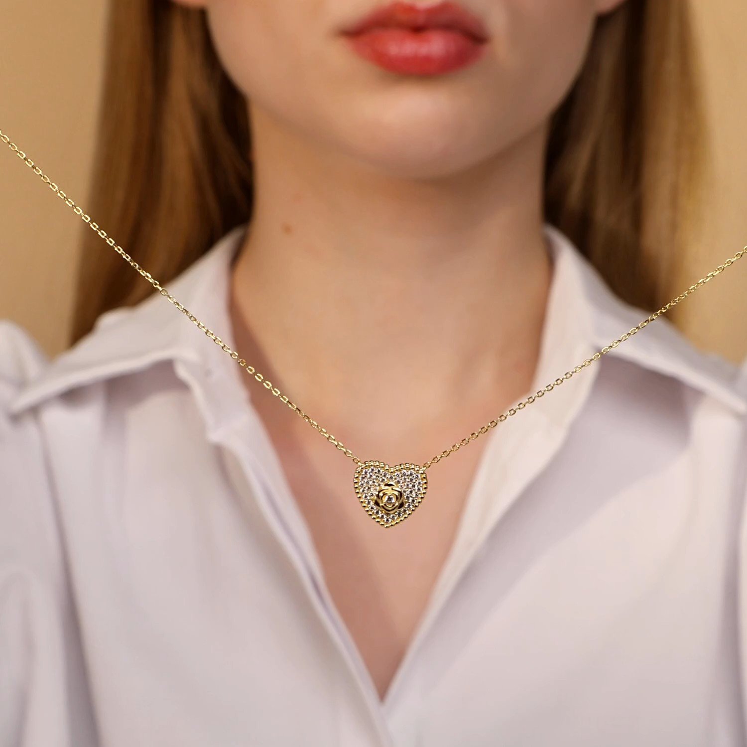 Серебряное колье с фианитами