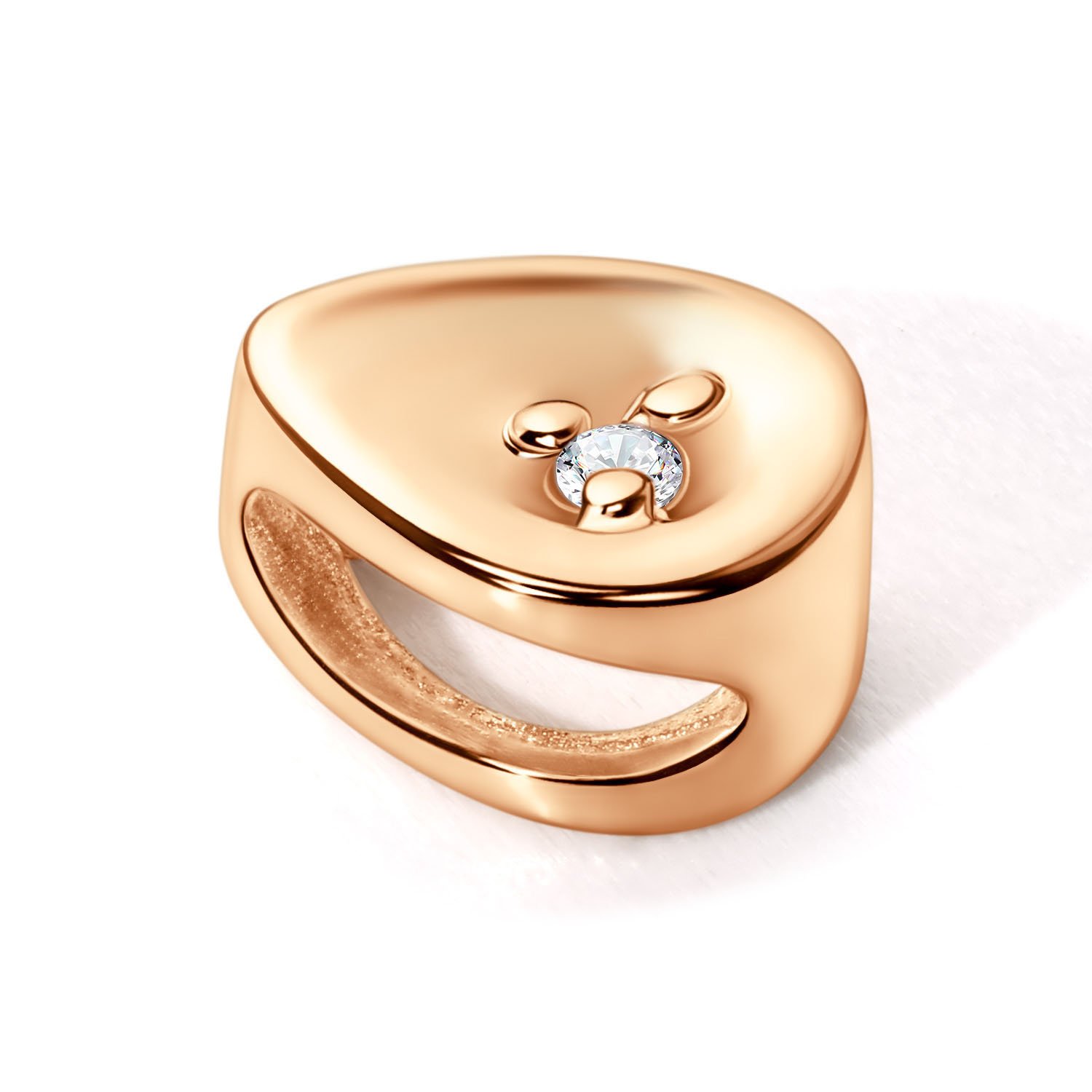 Золотая подвеска с бриллиантом