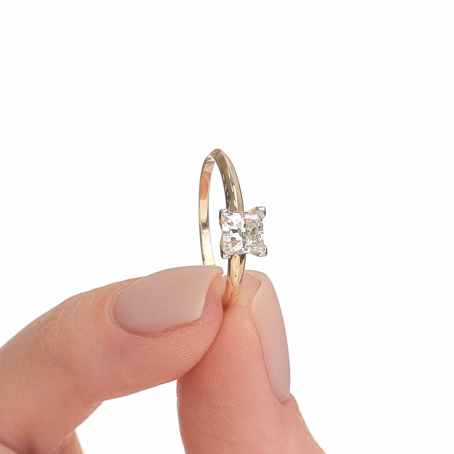 Фото «Золотое кольцо SMART DIAMONDS 0,82 карата»
