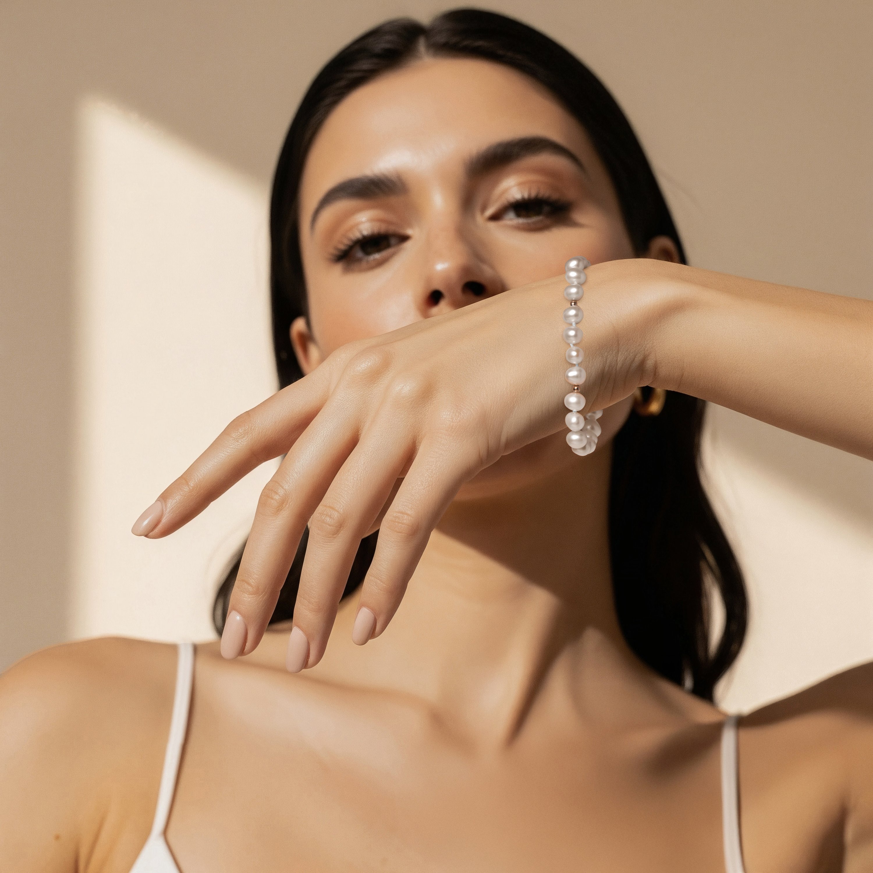 Браслет из жемчуга с золотыми вставками