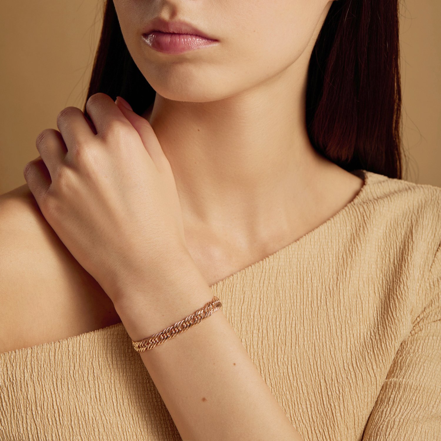 Золотой браслет облегченный