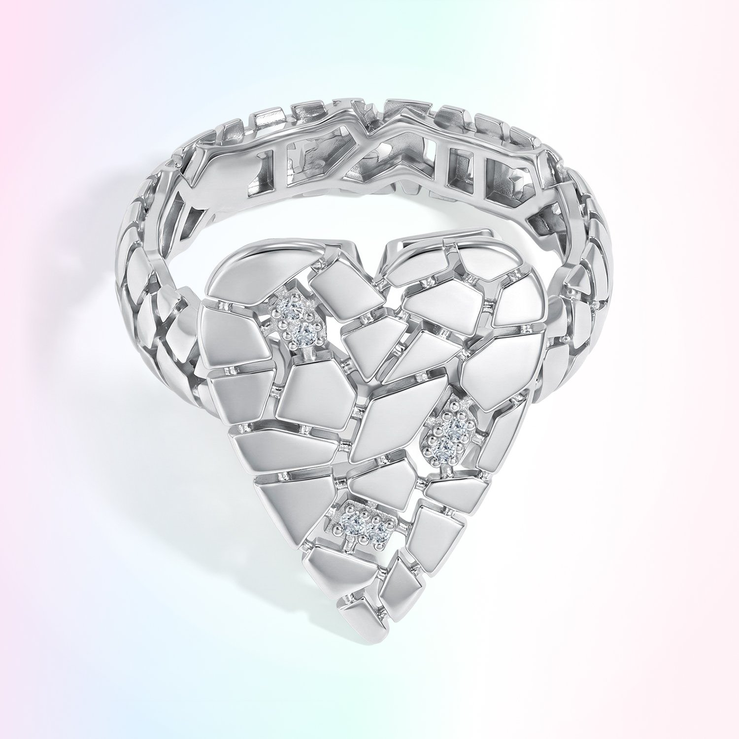 Серебряное кольцо с фианитами