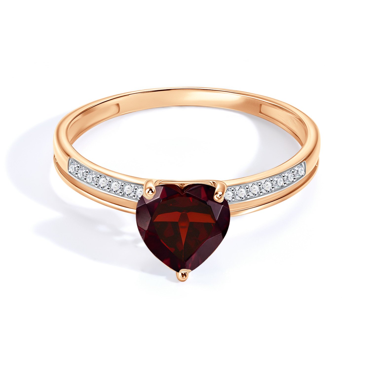 Золотое кольцо с гранатом и бриллиантами