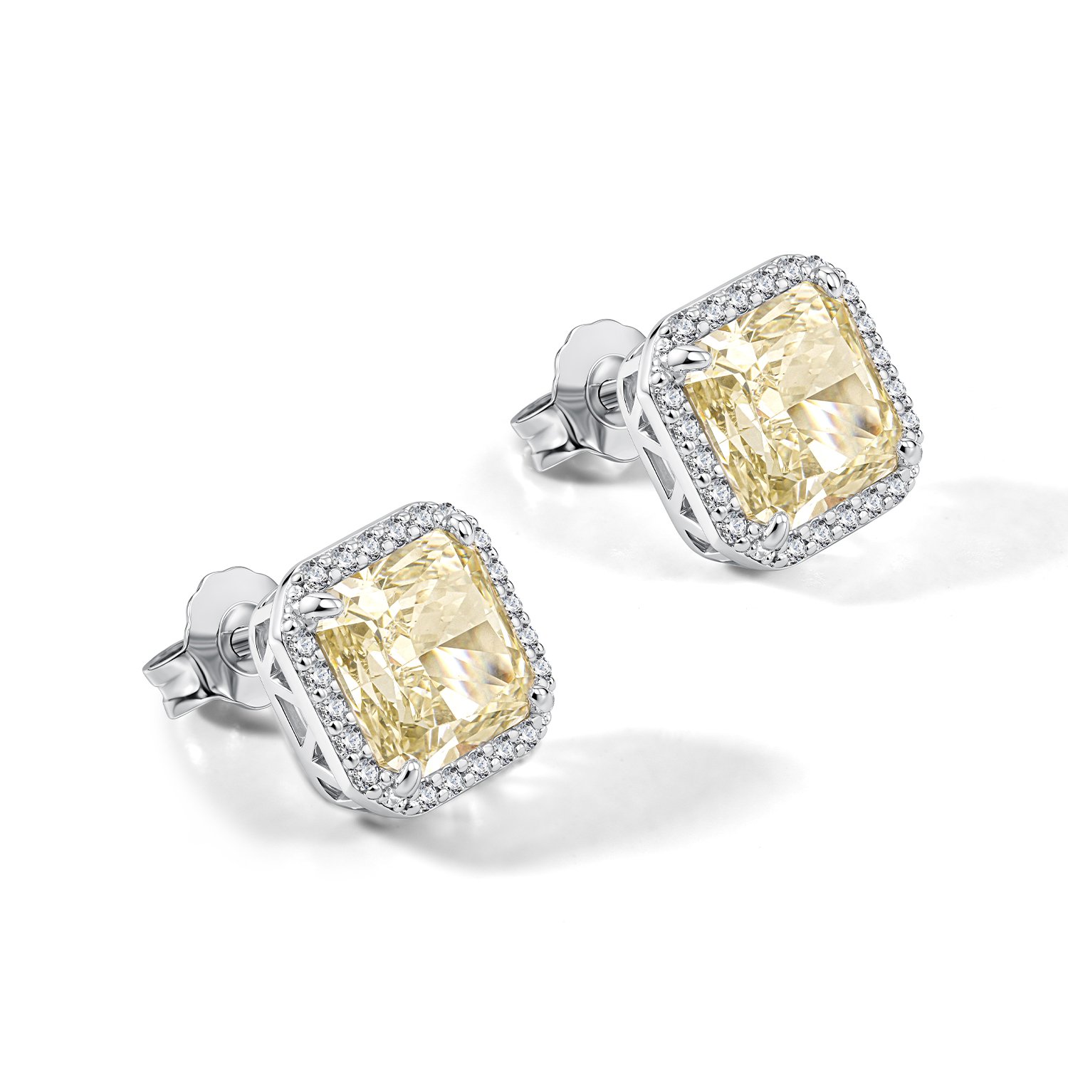 Серебряные серьги с фианитами