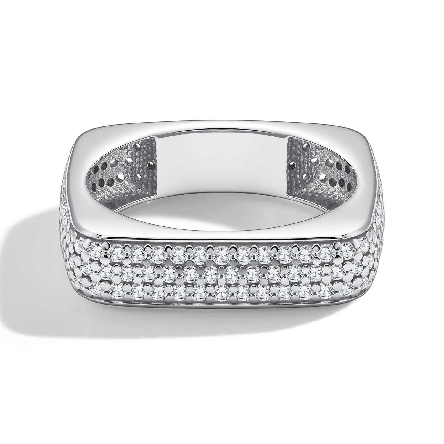 Серебряное кольцо с фианитами