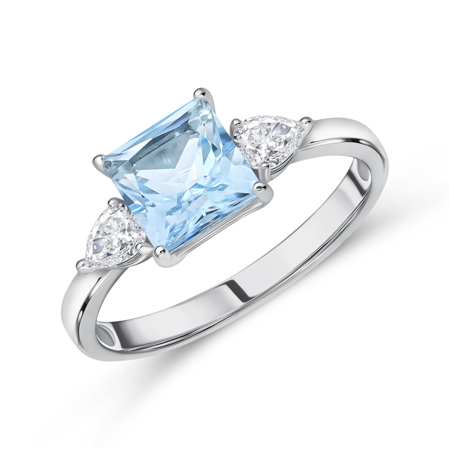 Фото «Золотое кольцо с топазом Sky и фианитами»